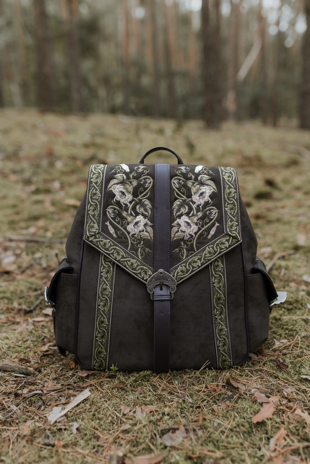 MOONVINE BACKPACK - OLIVE