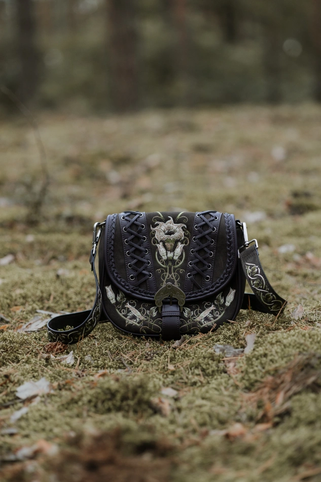 MOONFLOWER SHOULDER BAG