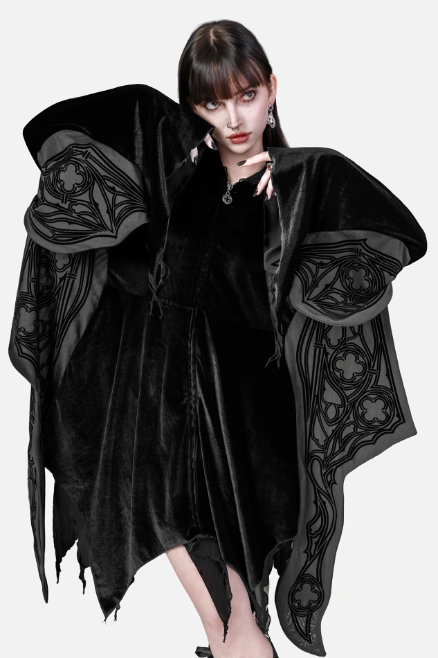 OBSIDIAN MOTH HOODIE